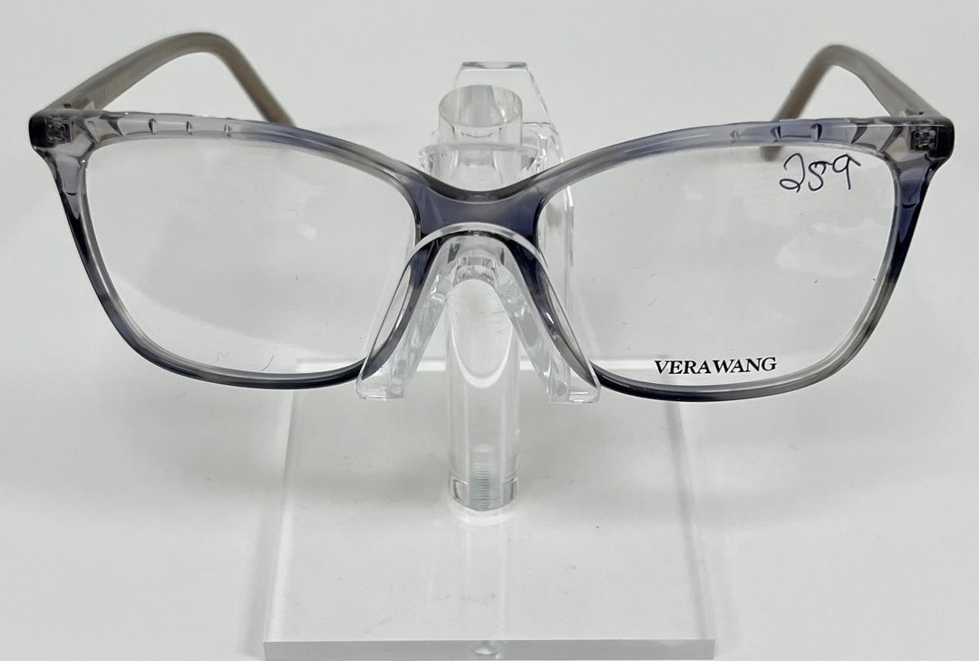 Vera Wang V582