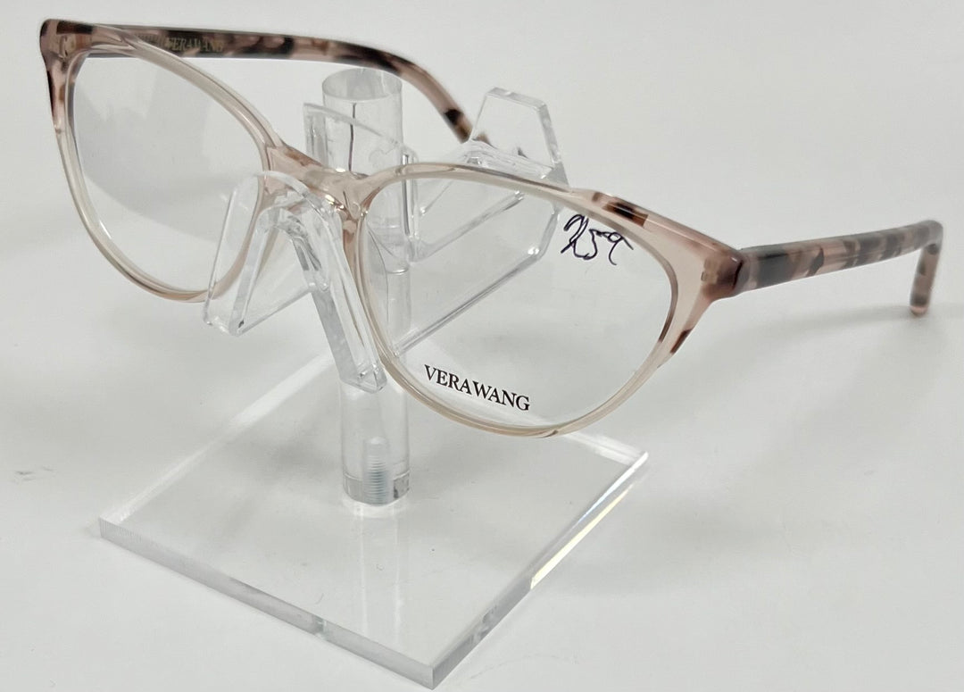 Vera Wang V569