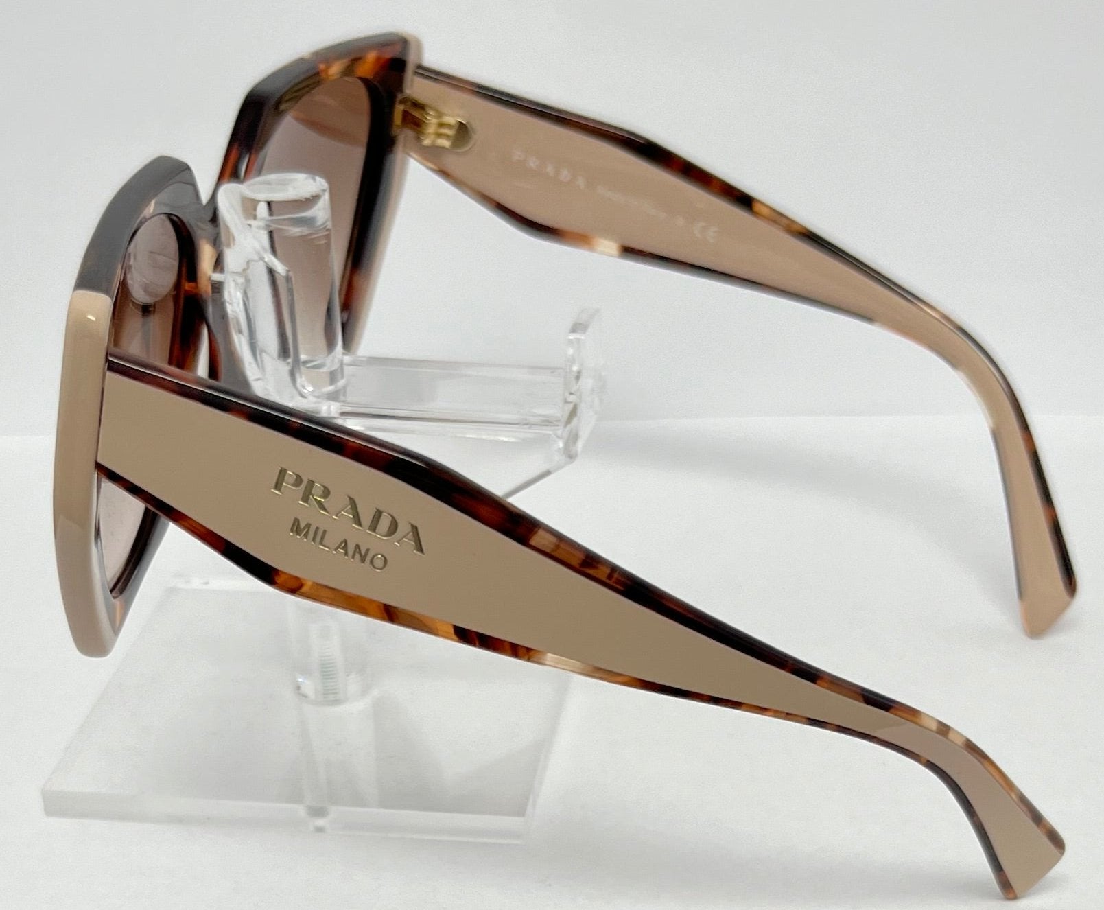Prada SPR15W