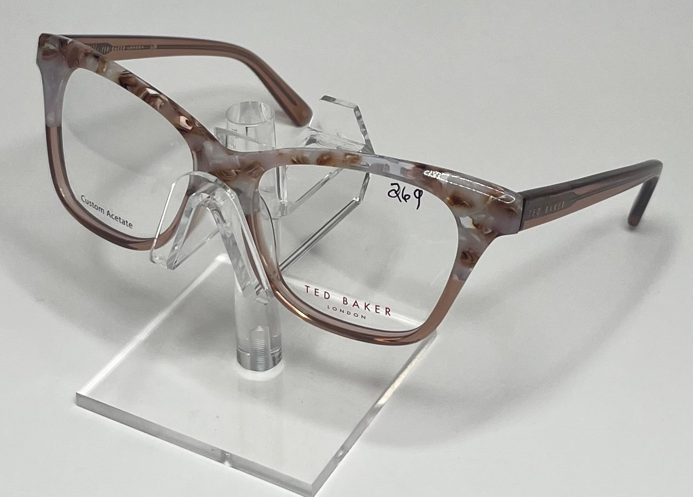 Ted Baker TW009